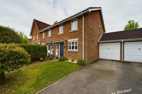 3 bedroom end of terrace house for sale, Pitstone, Leighton Buzzard LU7