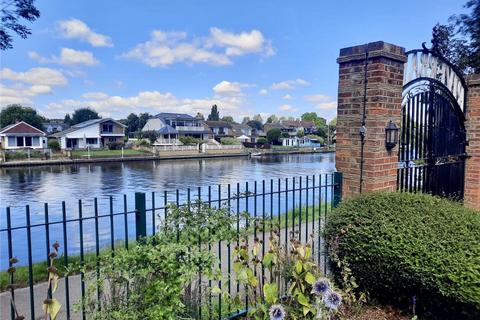 2 bedroom apartment for sale, Laleham Road, Staines-upon-Thames, Surrey, TW18