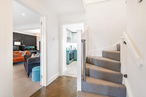 17 Clayton Close, Houndstone, Yeovil, BA22 8SW