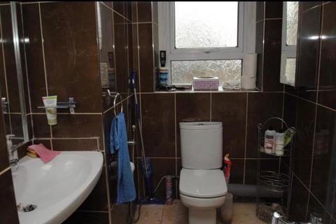 1 bedroom in a house share to rent, Chesterfield Road, St. Andrews BS6