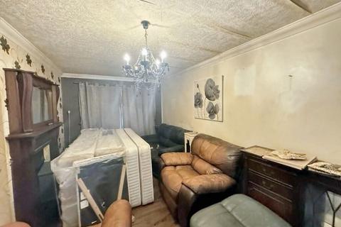 2 bedroom semi-detached house for sale, Dawtrie Street, Castleford, West Yorkshire, WF10 3NA