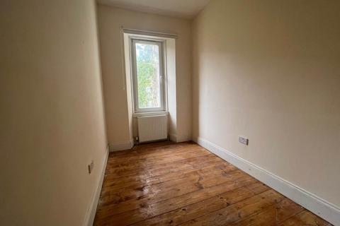 2 bedroom flat to rent, Waverley Place, ,