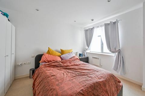1 bedroom flat to rent, Garden Walk, EC2A, Shoreditch, London, EC2A