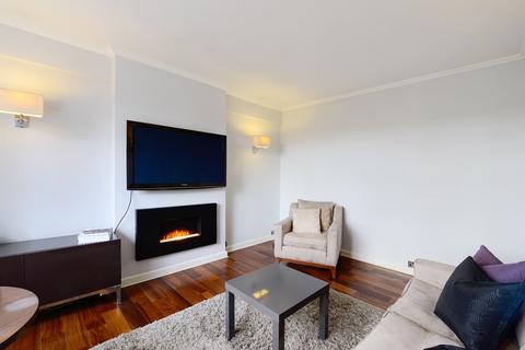 2 bedroom apartment to rent, Mayfair W1J