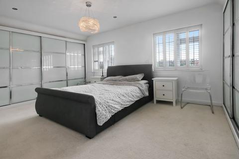 3 bedroom detached house for sale, Sandy Lane, Crawley Down, RH10