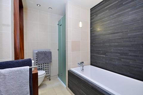 3 bedroom maisonette for sale, Shorts Gardens, Covent Garden, London, WC2H