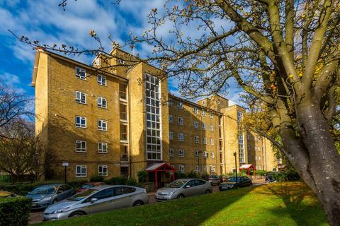 2 bedroom flat to rent, Esher Gardens, Wimbledon Common, London, SW19