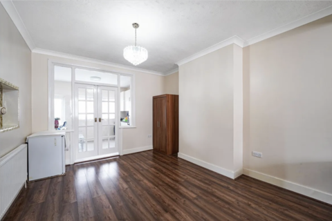 3 bedroom terraced house for sale, Princes Avenue, N13 6HB