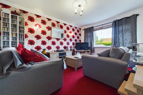 2 bedroom flat for sale, Thornhill Court Heol Llanishen Fach, Rhiwbina , Cardiff. CF14