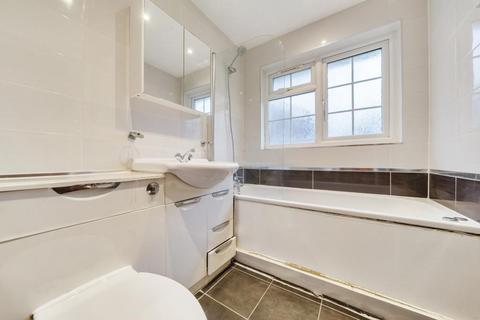 2 bedroom flat for sale, Stanmore,  Middlesex,  HA7