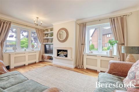 3 bedroom end of terrace house for sale, Wallace Drive, Wickford, SS12