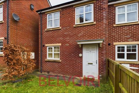 3 bedroom semi-detached house to rent, East Terrace, Fegg Hayes, Stoke-on-Trent, ST6