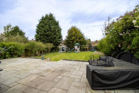 4 bedroom detached house for sale, Beeby Road, Scraptoft, Leicester