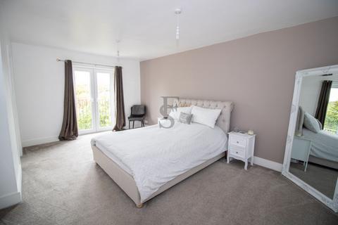 12 Beeby Road, Scraptoft, Leicester, LE7 9SG