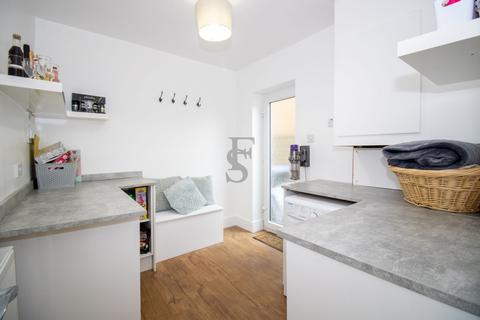 12 Beeby Road, Scraptoft, Leicester, LE7 9SG