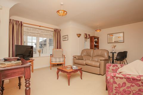 2 bedroom flat for sale, Merchants Place, Chipping Norton OX7