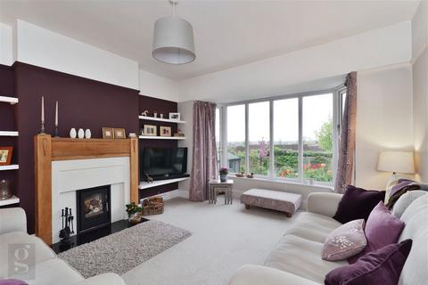3 bedroom detached house for sale, Penn Grove Road, Aylestone Hill, Hereford