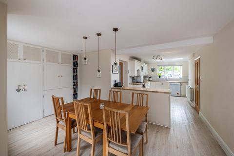 50 Atherfield Road, Reigate, RH2 7PS