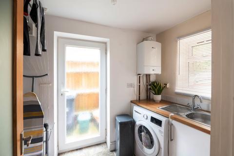 50 Atherfield Road, Reigate, RH2 7PS