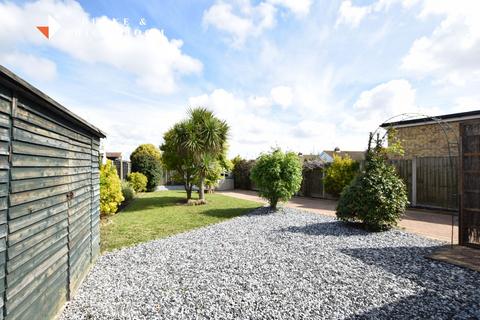 3 bedroom detached bungalow for sale, Briarwood Avenue, Holland-on-Sea