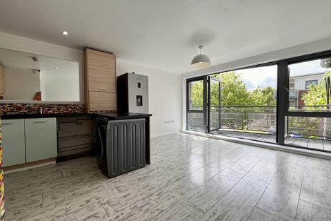 2 bedroom flat for sale, Lancaster House, Gunyard Mews, Plumstead, SE18