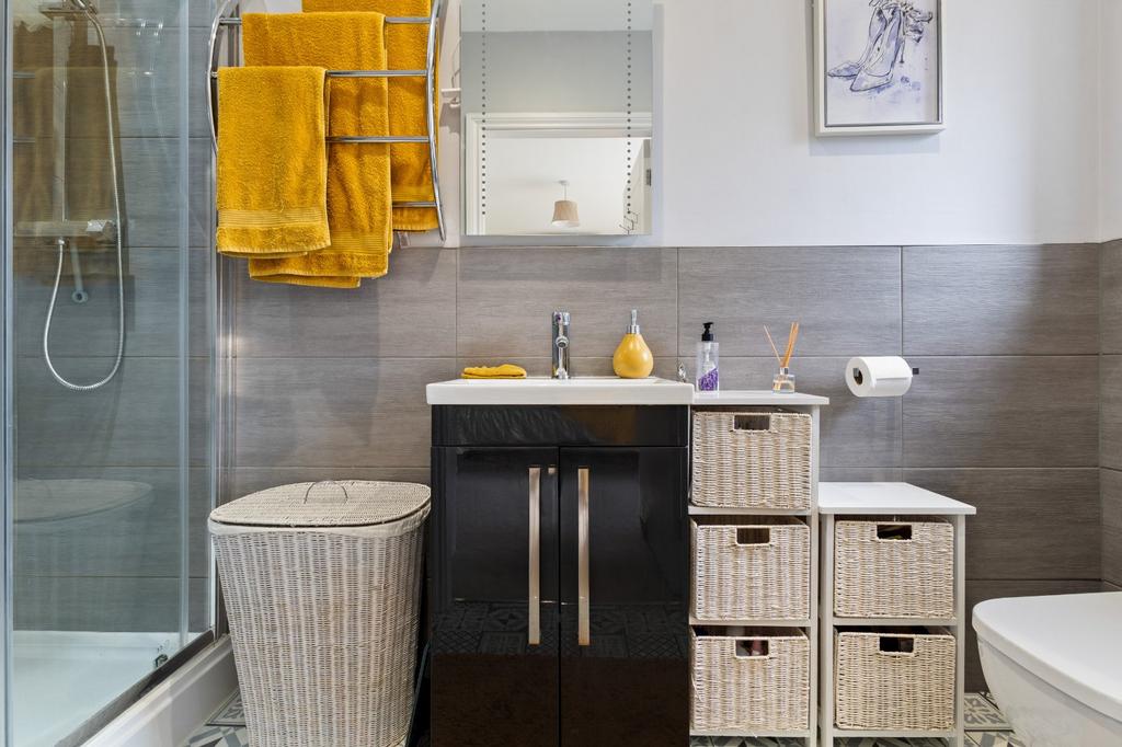 Ensuite