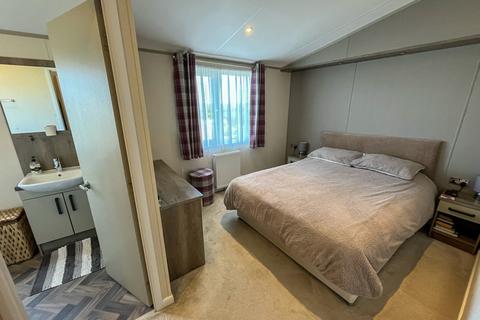 2 bedroom bungalow for sale, Park Hall, Pen Y Cwm, Haverfordwest, Pembrokeshire, SA62