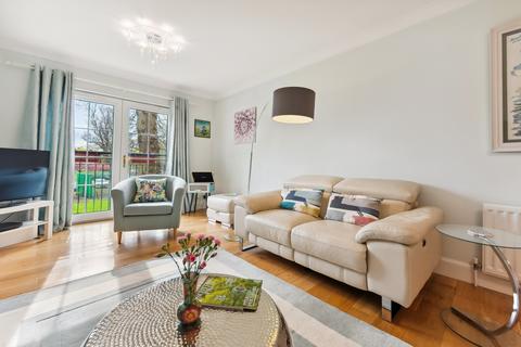 Flat 5, 1 Braid Avenue, Cardross, Dumbarton, G82 5QF