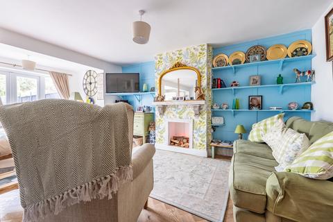 3 bedroom semi-detached bungalow for sale, Shillbrook Avenue, Carterton, Oxfordshire, OX18