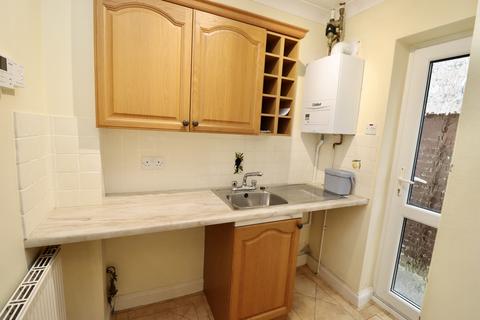 19 Fox Road, Street, BA16 0PZ