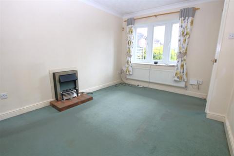 2 bedroom flat to rent, Granary Road, East Hunsbury, Northampton, NN4