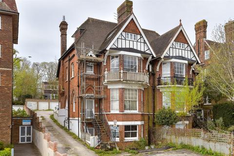 Studio for sale, Highcroft Villas, Brighton, East Sussex