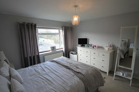 3 bedroom detached house to rent, Hayesford Park Drive, Bromley BR2