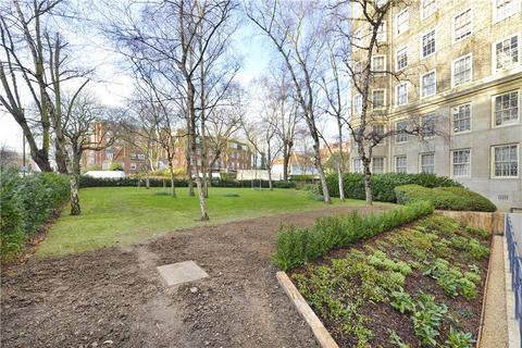 3 bedroom flat for sale, Circus Road, London, NW8