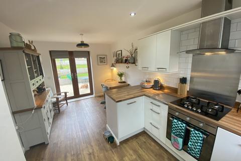 3 bedroom detached house for sale, Newton Heights, Kilgetty, Pembrokeshire, SA68