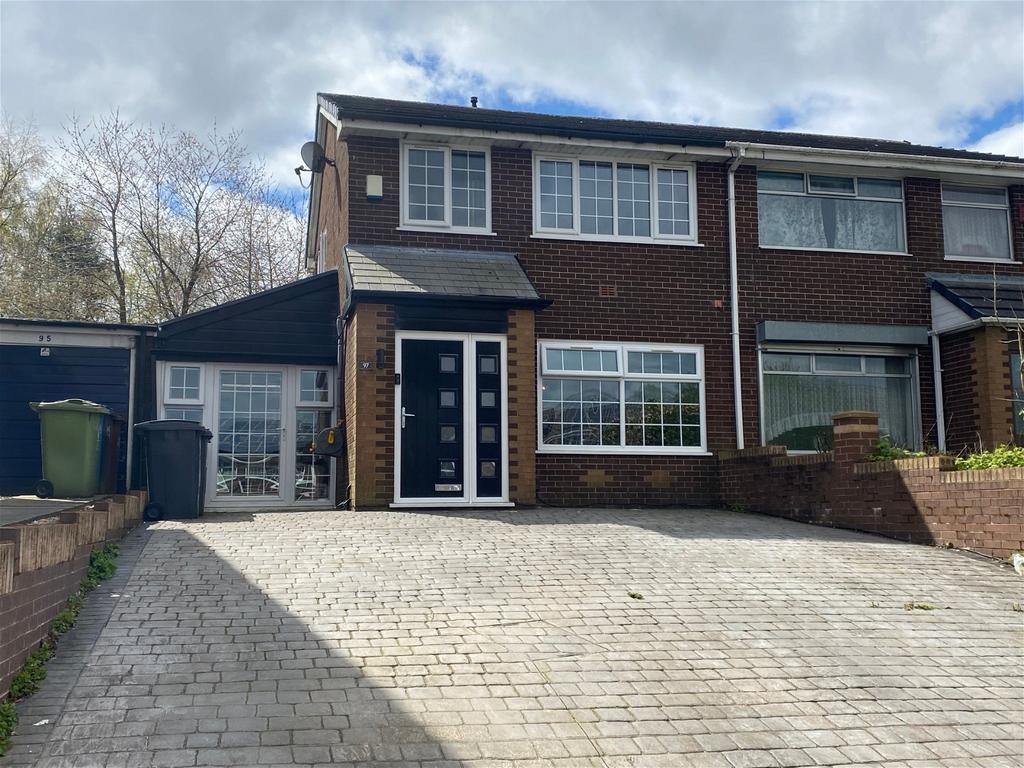 97 Lowside Drive, Glodwick, Oldham 3 bed semidetached house for sale