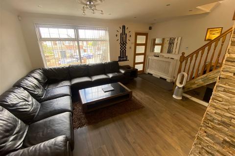 3 bedroom semi-detached house for sale, 97 Lowside Drive, Glodwick, Oldham
