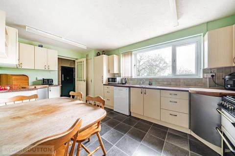 5 bedroom detached house for sale, Springmeadow, Charlesworth, Glossop, Derbyshire, SK13