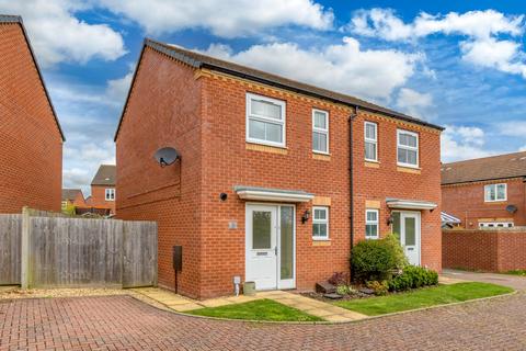 2 bedroom semi-detached house for sale, Kemble Street, Redditch, Worcestershire, B98