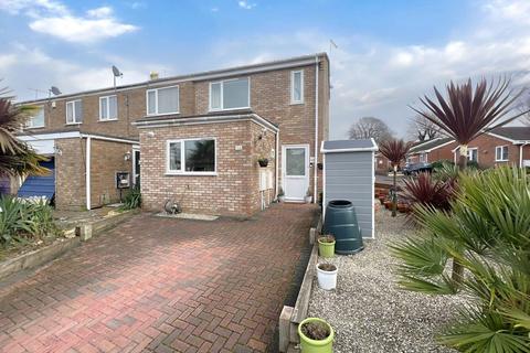 2 bedroom end of terrace house for sale, Seliot Close, Oakdale, Poole, BH15