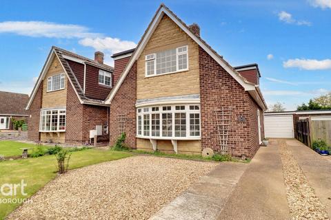 4 bedroom chalet for sale, Coniston Road, Peterborough