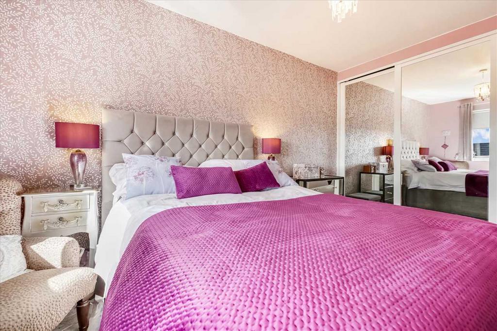Bedroom One (2)