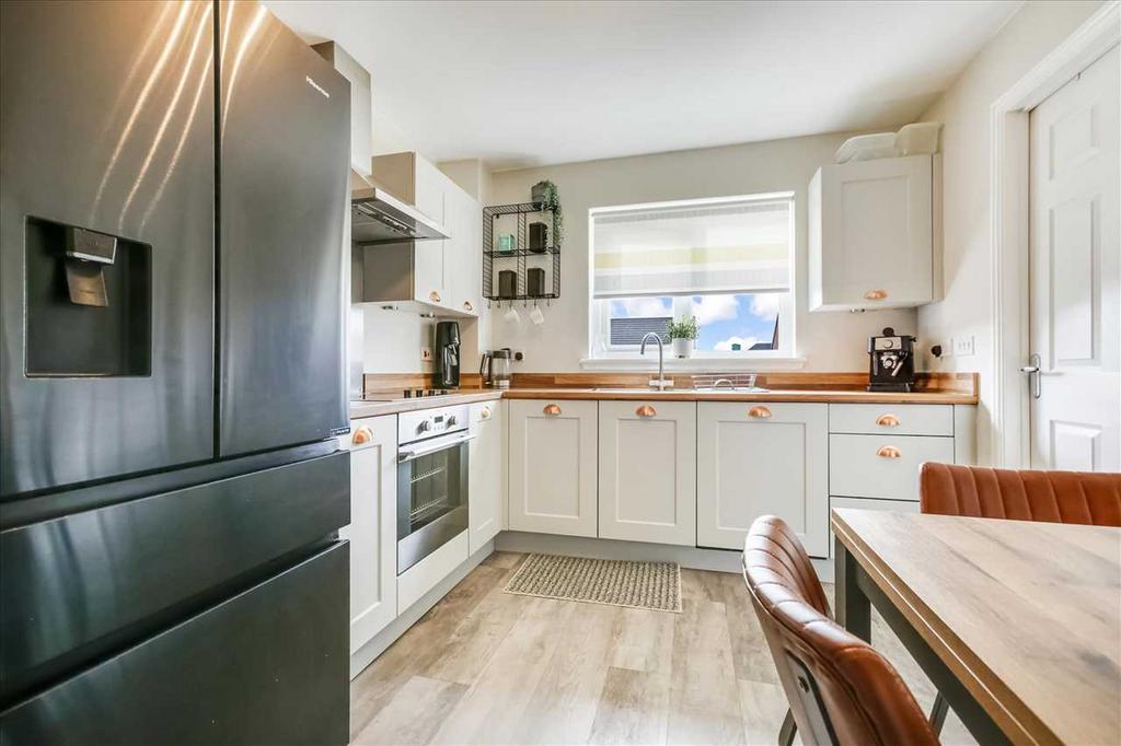 Kitchen Dining (1)