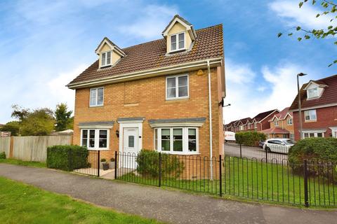 4 bedroom detached house for sale, Kingsley Meadows, SS12