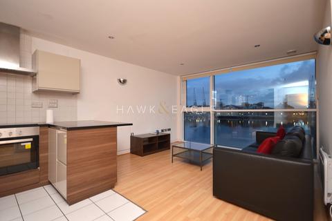 1 bedroom flat for sale, Western Gateway, London, Greater London. E16