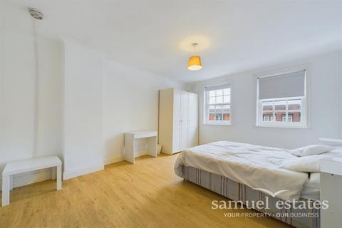 3 bedroom flat to rent, High Street, High Street, Croydon, CR0