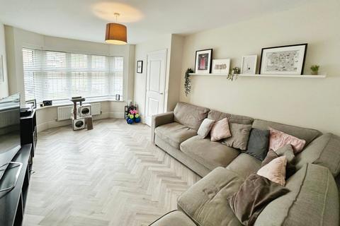 19 Pinfold Drive, Prestwich, Manchester, M25 3EQ