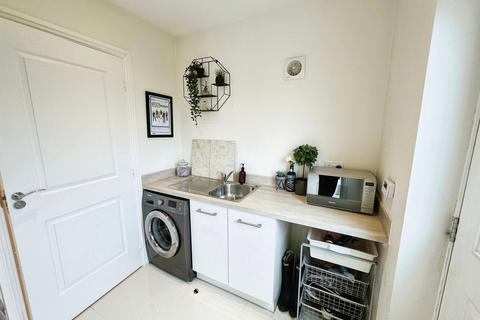 19 Pinfold Drive, Prestwich, Manchester, M25 3EQ