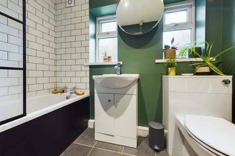 28 Devon Road, Newton, Chester, CH2 2PX