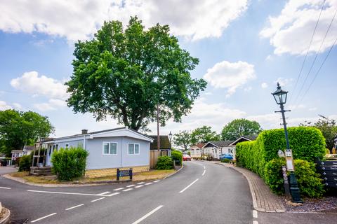 2 bedroom park home for sale, Ringwood, Hampshire, BH24